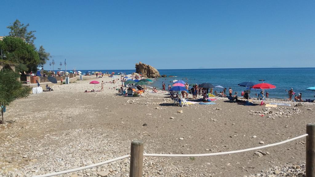 Villa Arte Mare E Cultura à Pettineo Extérieur photo